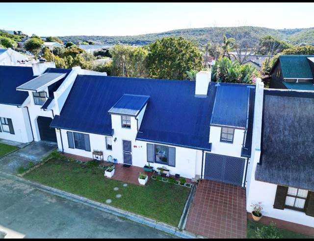 4 BEDROOM HOUSE FOR SALE IN STILBAAI-WES